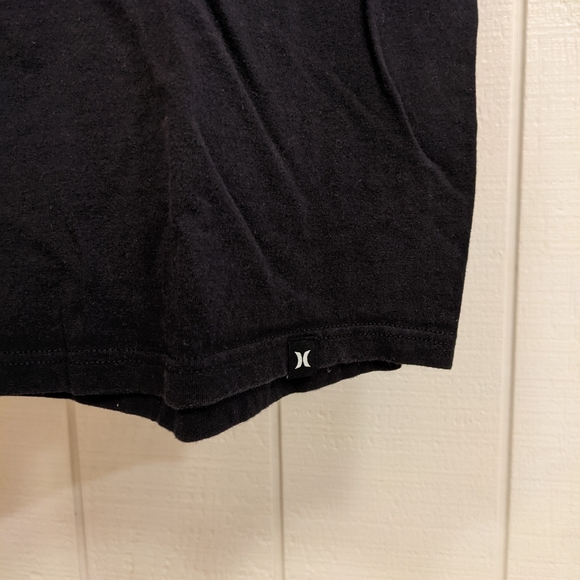Hurley DC Shoes 2/lot Graphic Tee Size M 494 - Picture 9 of 15